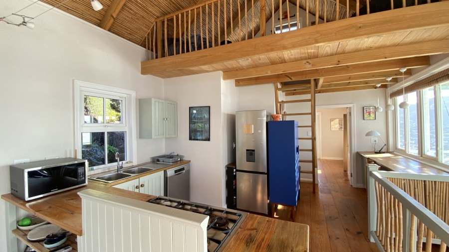 3 Bedroom Property for Sale in Cairnside Western Cape